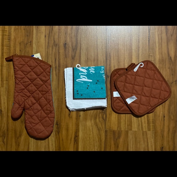 Home Collection 5 Piece Oven Mitt Pot Holders Dish Cloths Kitchen Bundle (New) - Picture 5 of 13